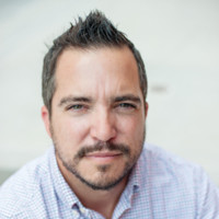 Neal Triompo