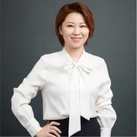 Julie Zhu