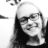 Elise Nicholl