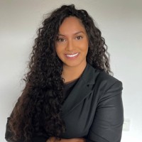 Nicole Fernandes