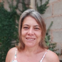 Claudia Maria De Oliveira