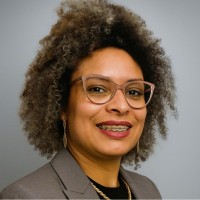 Elaine Soares