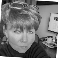 Gwen Vaughan
