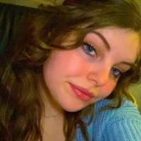 Taylor Holmes