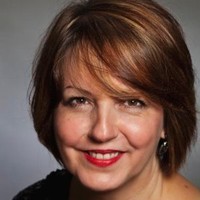 Paula Dennis