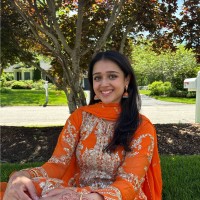 Amna Iqbal