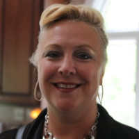 Suzanne Winton