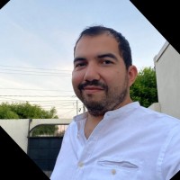 Christian D. Chamorro M.