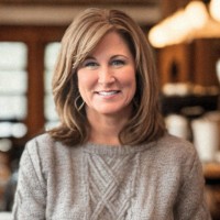 Kelly Lynch Wyland