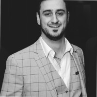 Dion Varvarigos