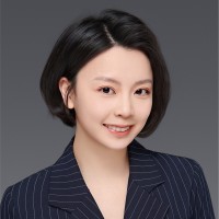 Winnie Lee