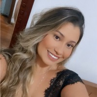 Maria Clara Araujo