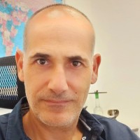 Nitsan Douek