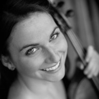 Dr. Stephanie Mientka, Dma