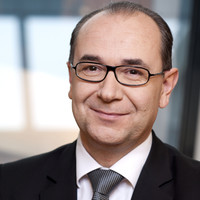 Robert Schneider