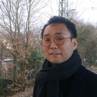 김진홍