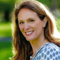 Julie Cates