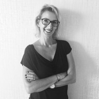 KAKI HOFFSTETTER 🌟