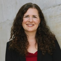 Dr. Stefanie Puckett