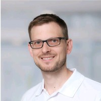 Dr. Marcus Hilbert