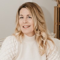Nicole Van Leeuwen