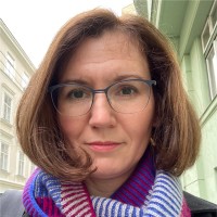 Michaela Winklhofer-Wolf