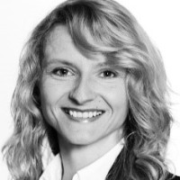 Dr. Denisa Čumova