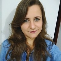 Julia Minetto Macias