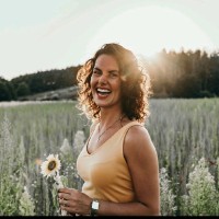 𝐉𝐮𝐥𝐢𝐚 𝐊𝐞𝐢𝐣𝐬𝐞𝐫𝐬