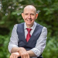 Dr. Robert Konold