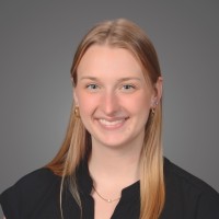 Ellie Graves