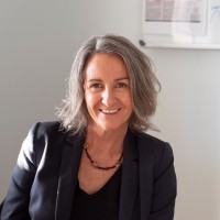 Lisa Farnell