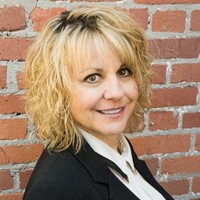 Julie Zacharias