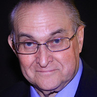 Lloyd Carlson