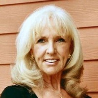 Karen Ostlie