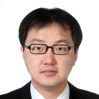 Jinsoo Kim, Cfa