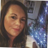 Lisa Wynne (nee Senior)