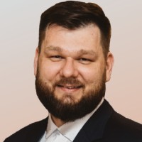 Marián M.