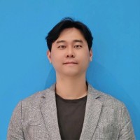 Jongil K.