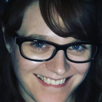 Raewyn Oades