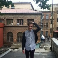 Дмитрий Гарет