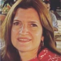 Renata Raja Gabaglia