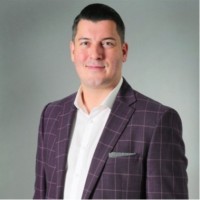 Derek Estabrooks