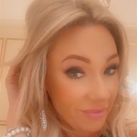 Lindsay Simons