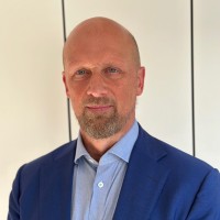 Henk Van Dijk
