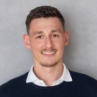 Enzo Stroo