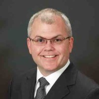 Mike Howell, Pe