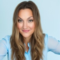 Laura Otter, Mba