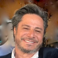 Ricardo Namen Escruceria