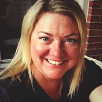 Shellie Hill